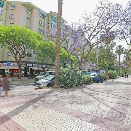Holidays2Malaga Goya - Zona Huelin & 500 Mts De La Playa Appartamento Esterno foto